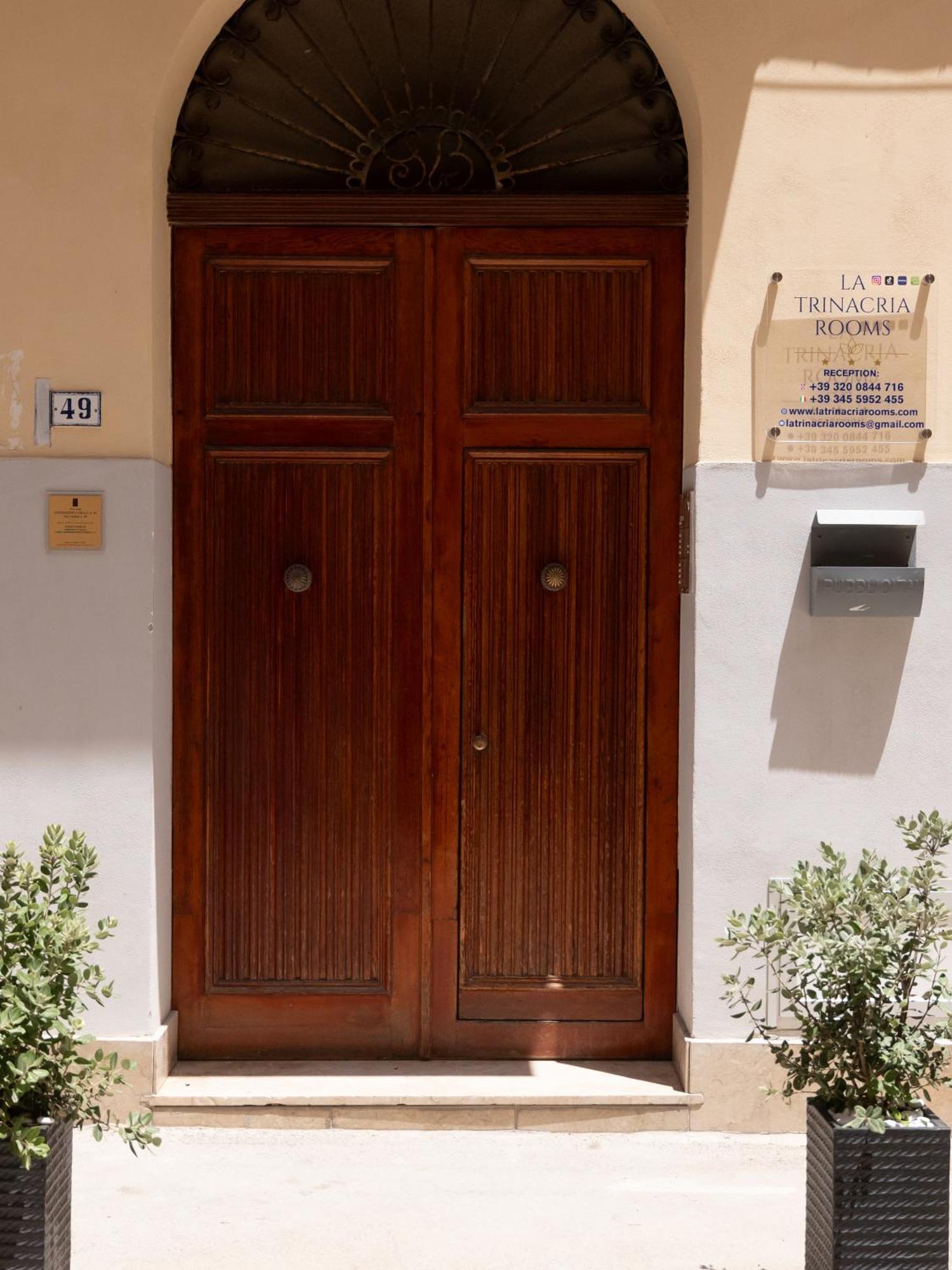 La Trinacria Rooms Trapani Kültér fotó